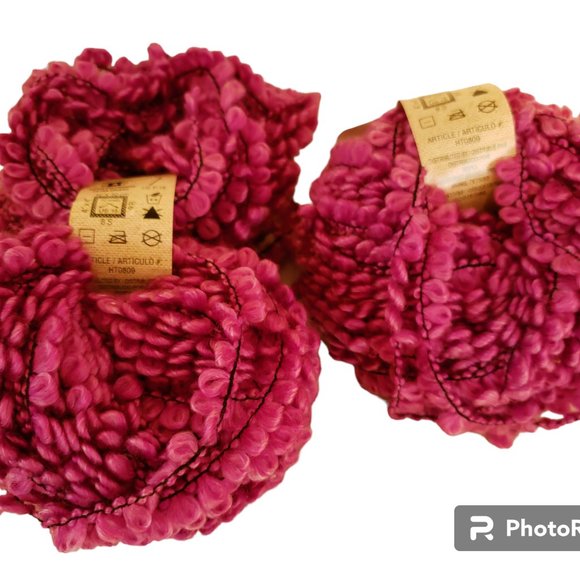 2 Skeins FUCHSIA Woolette Yarn Loops & Thread 48 Yds 3.5 oz ea Wool Blend Loopy - Picture 5 of 5